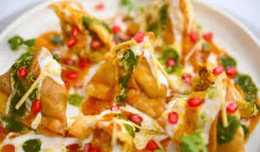 Samosa chaat